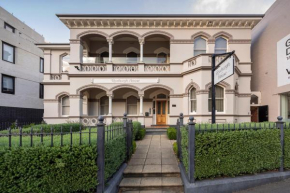 Roxburgh House Apartments